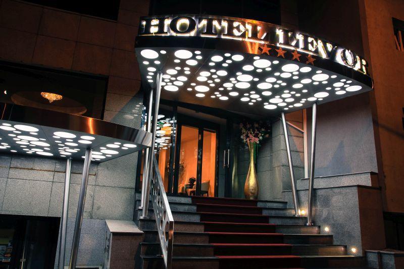 Kosher Hotel Lev Or Bucarest Exterior foto